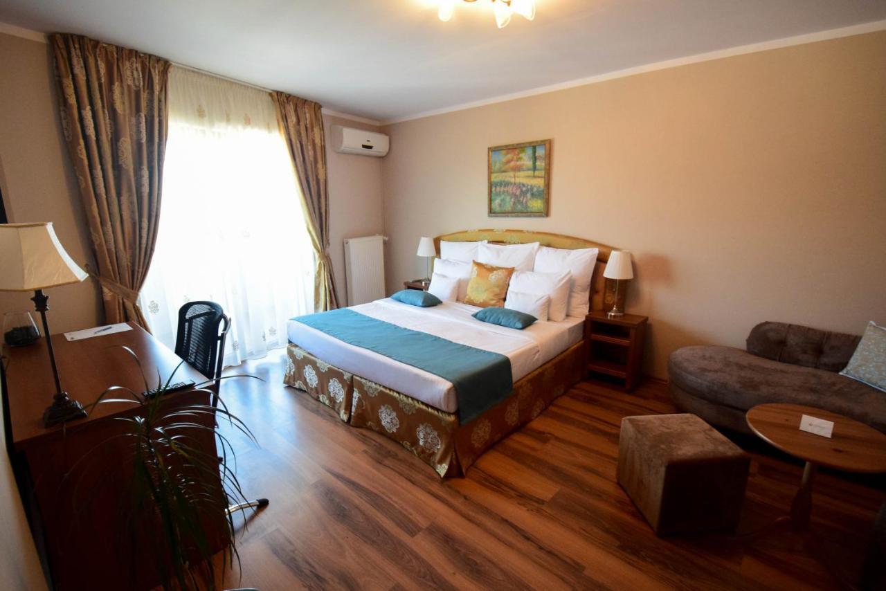 Cabrio Apart Hotel Cluj-Napoca Exterior foto